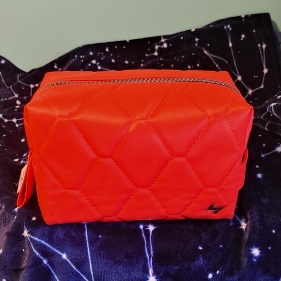 Bumper Satin Luxe VL Cosmetic Case 1 - Picture 3 of 9